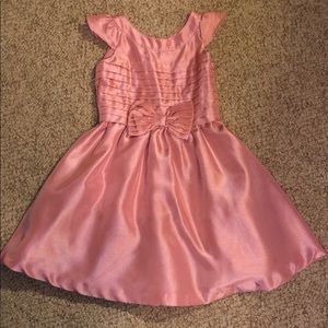 Perfect for Easter or dress up.